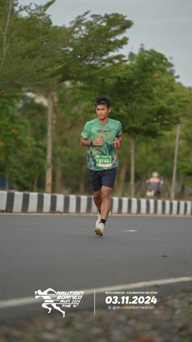 Race photo from Arutmin Borneo Run 2024