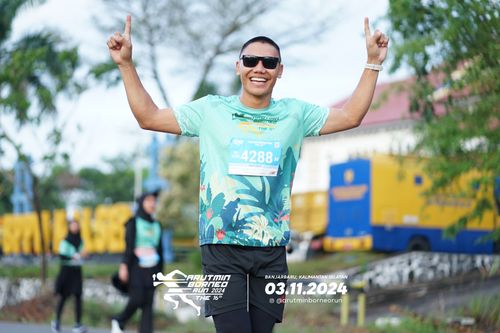 Race photo from Arutmin Borneo Run 2024