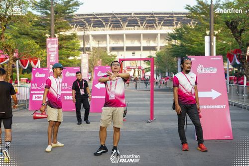 Race photo from Smartfren Run 2025 