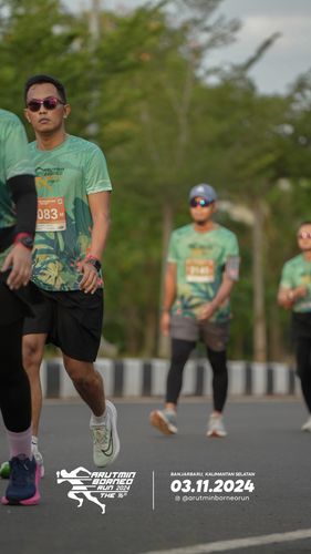 Race photo from Arutmin Borneo Run 2024