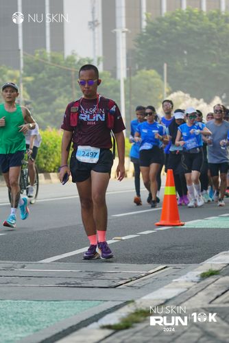 Race photo from Nu Skin Run 10K