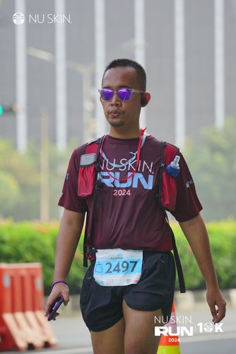 Race photo from Nu Skin Run 10K