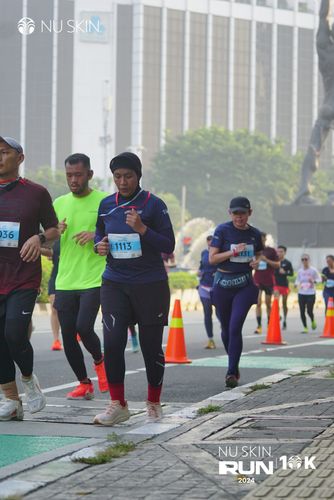 Race photo from Nu Skin Run 10K
