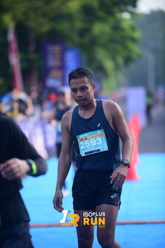 Race photo from Isoplus Run 2024 Surabaya