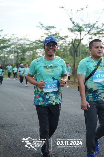 Race photo from Arutmin Borneo Run 2024