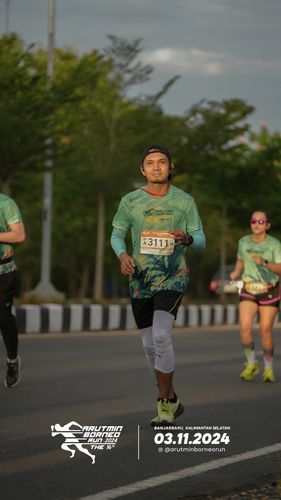 Race photo from Arutmin Borneo Run 2024