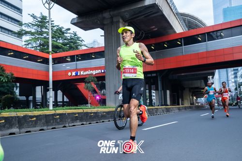 Race photo from ONE RUN 10K 2025