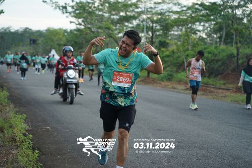 Race photo from Arutmin Borneo Run 2024