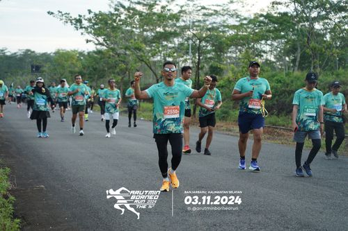 Race photo from Arutmin Borneo Run 2024