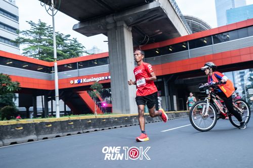 Race photo from ONE RUN 10K 2025