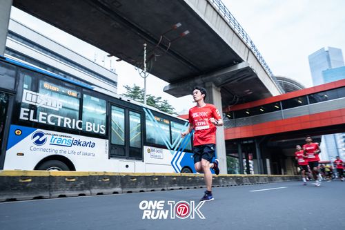 Race photo from ONE RUN 10K 2025