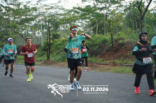 Race photo from Arutmin Borneo Run 2024