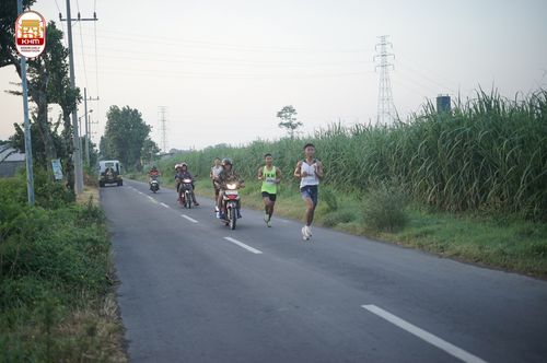 Race photo from Kediri Half Marathon 2024