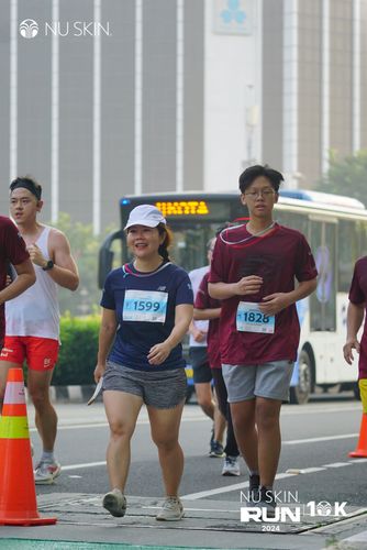 Race photo from Nu Skin Run 10K