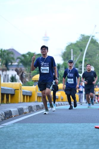 Race photo from KEMLU RUN 2025