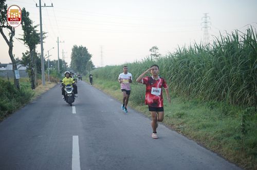 Race photo from Kediri Half Marathon 2024