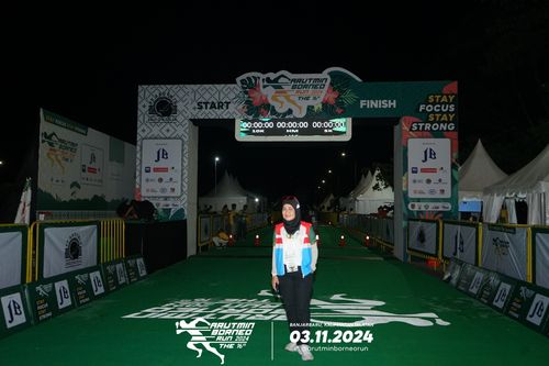 Race photo from Arutmin Borneo Run 2024
