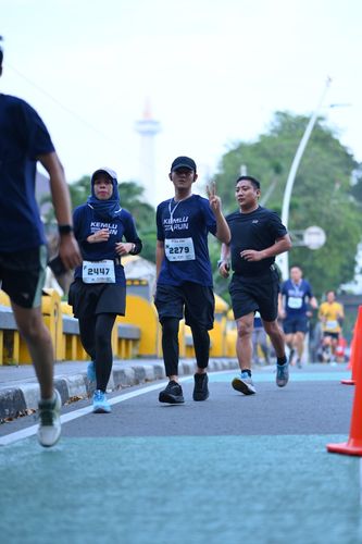 Race photo from KEMLU RUN 2025