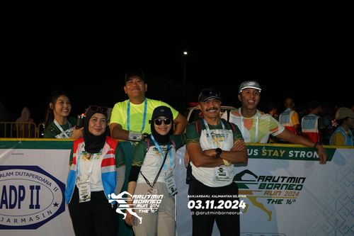 Race photo from Arutmin Borneo Run 2024