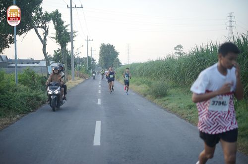 Race photo from Kediri Half Marathon 2024