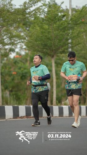 Race photo from Arutmin Borneo Run 2024