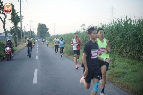 Race photo from Kediri Half Marathon 2024
