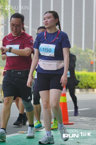 Race photo from Nu Skin Run 10K