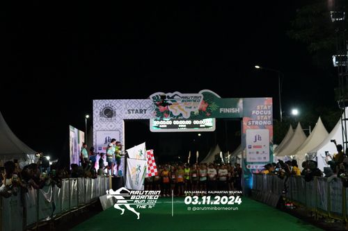 Race photo from Arutmin Borneo Run 2024