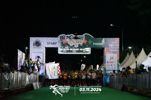 Race photo from Arutmin Borneo Run 2024