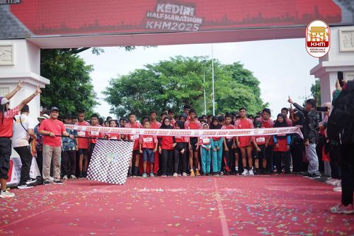 Race photo from Kediri Half Marathon 2025