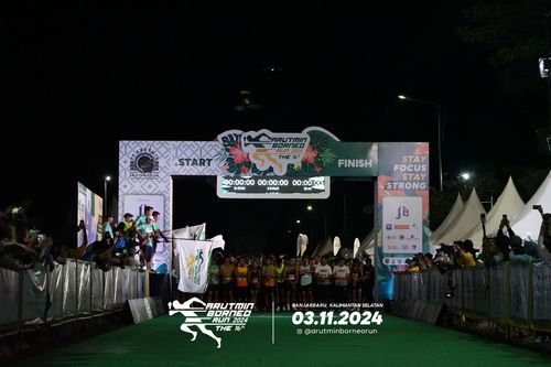 Race photo from Arutmin Borneo Run 2024
