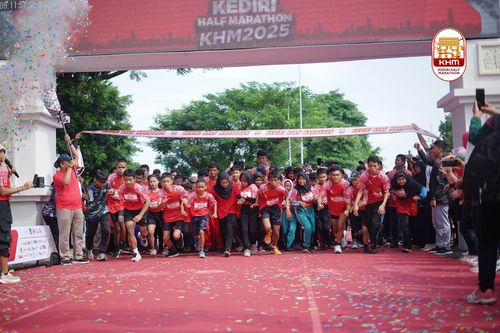 Race photo from Kediri Half Marathon 2025