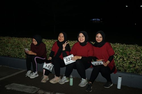 Race photo from Assurance Fun Run 2024