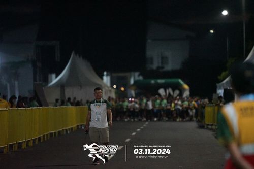 Race photo from Arutmin Borneo Run 2024