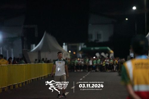 Race photo from Arutmin Borneo Run 2024
