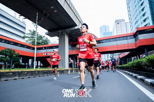 Race photo from ONE RUN 10K 2025