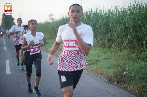 Race photo from Kediri Half Marathon 2024