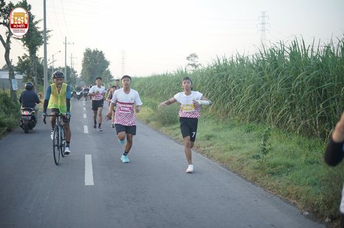 Race photo from Kediri Half Marathon 2024