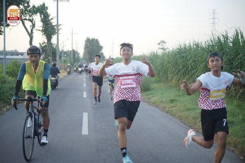 Race photo from Kediri Half Marathon 2024