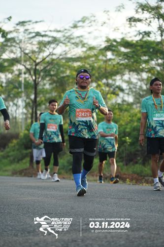Race photo from Arutmin Borneo Run 2024