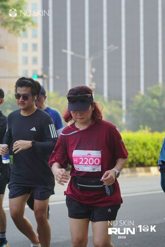 Race photo from Nu Skin Run 10K