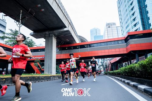 Race photo from ONE RUN 10K 2025