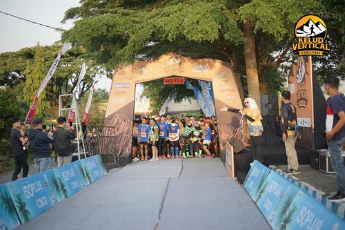 Race photo from Kelud Vertical Challenge 2024