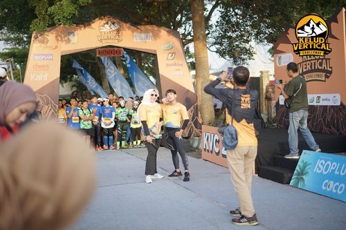 Race photo from Kelud Vertical Challenge 2024