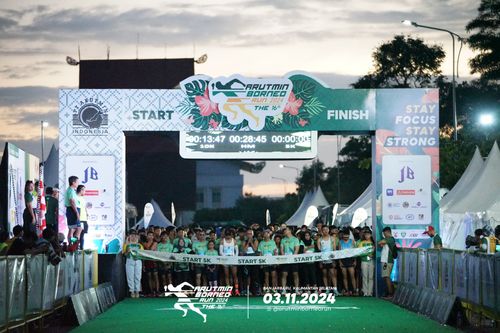 Race photo from Arutmin Borneo Run 2024
