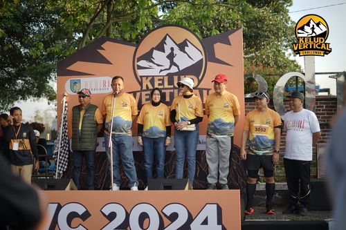 Race photo from Kelud Vertical Challenge 2024