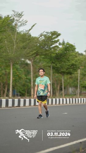 Race photo from Arutmin Borneo Run 2024