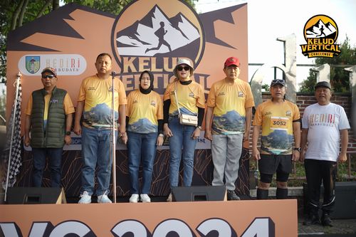 Race photo from Kelud Vertical Challenge 2024