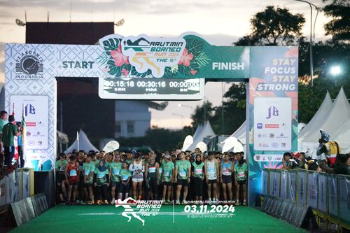 Race photo from Arutmin Borneo Run 2024