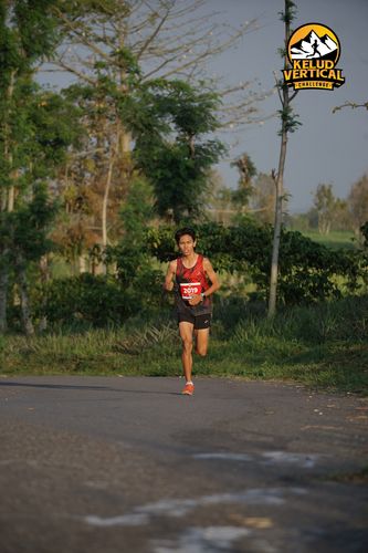 Race photo from Kelud Vertical Challenge 2024